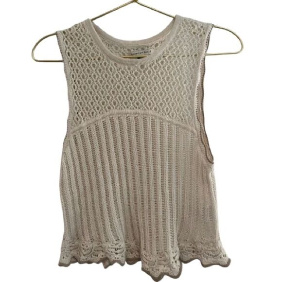 American Eagle Cream Crochet Lace Intimate Top - Picture 2 of 8